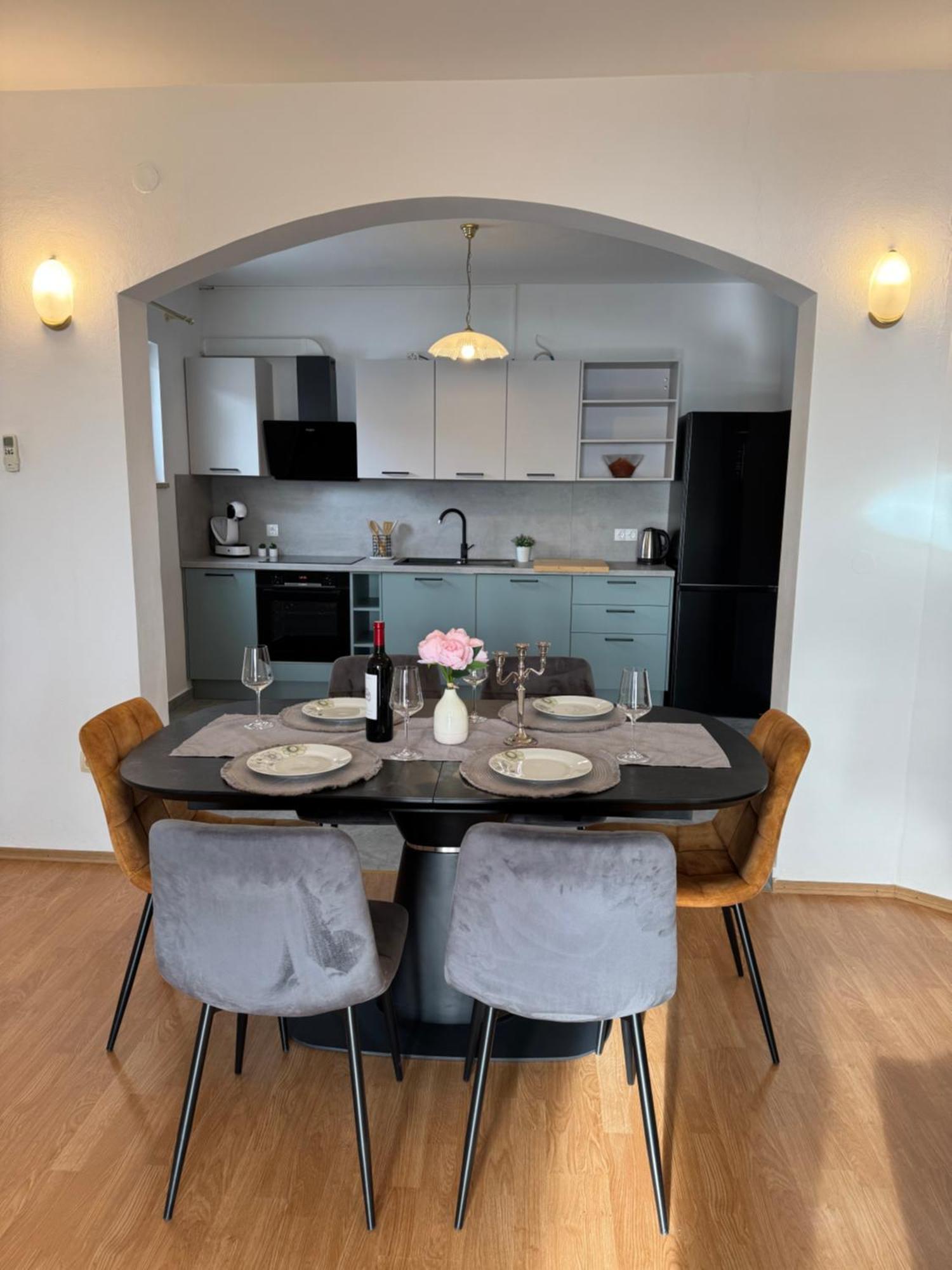 Comfortable Apartment Near The Sea Трогір Екстер'єр фото